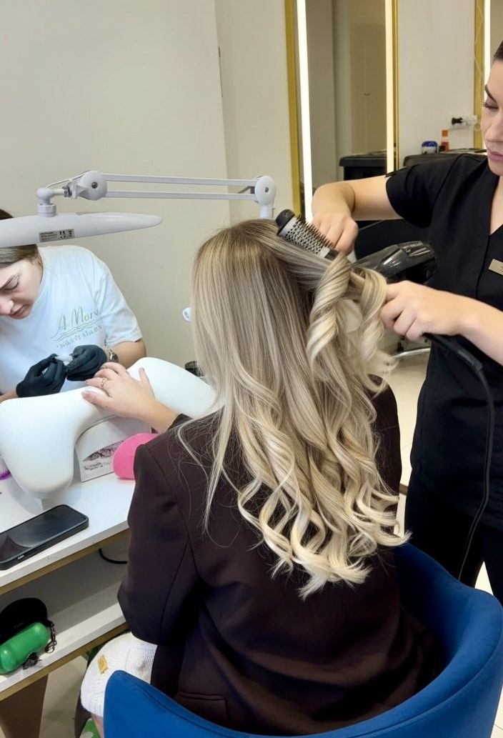 Meilleurs Salons & Instituts de Beauté à Cannes : Guide Comparatif par Quartiers, Hôtels, Prestations et Services Luxe - A More Beauty Salon Guide comparatif des salons et instituts de beauté à Cannes : quartiers, hôtels, prestations luxe, coiffure, ongles, cils, soins. Choisissez l’adresse idéale.